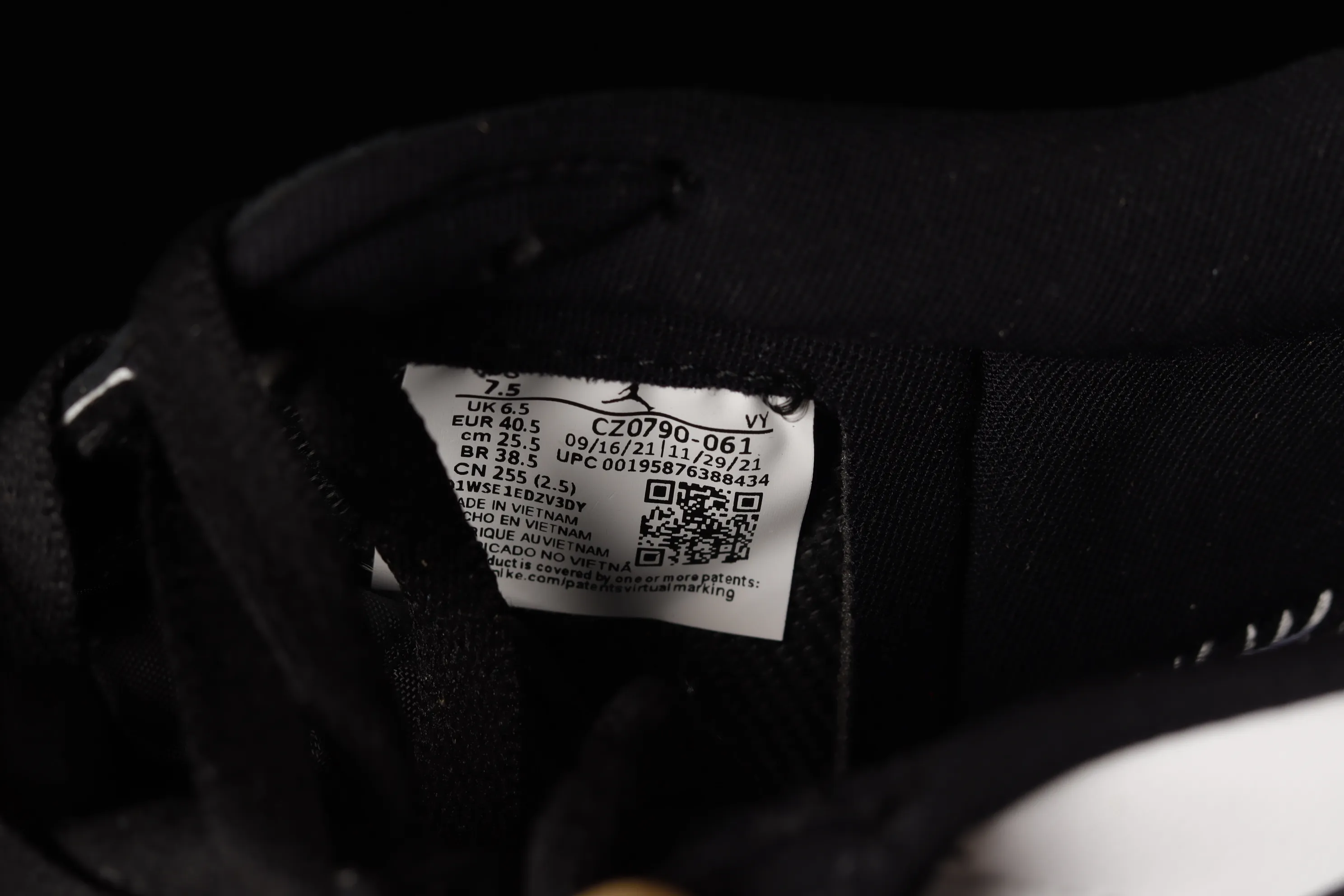 All categories Air Jordan Jordan series basketball shoes Air Jordan 1 Low Z version Air Jordan 1 Low OG "Bleached Coral" AJ1 Joe 1 black powder cultural basketball shoes CZ0790-061